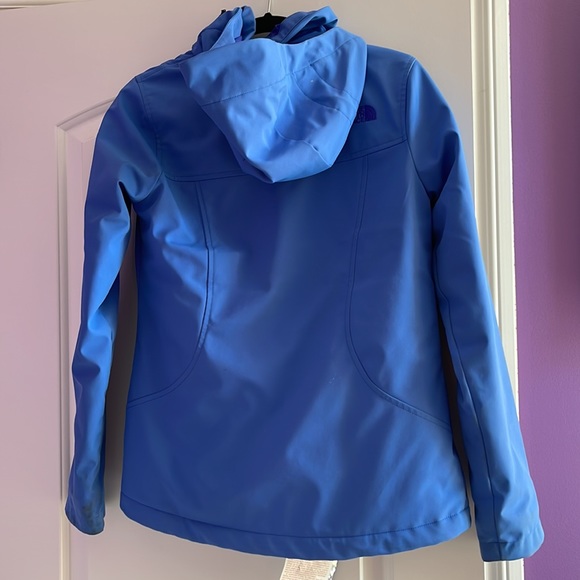 North Face Winter Jacket - Picture 7 of 8